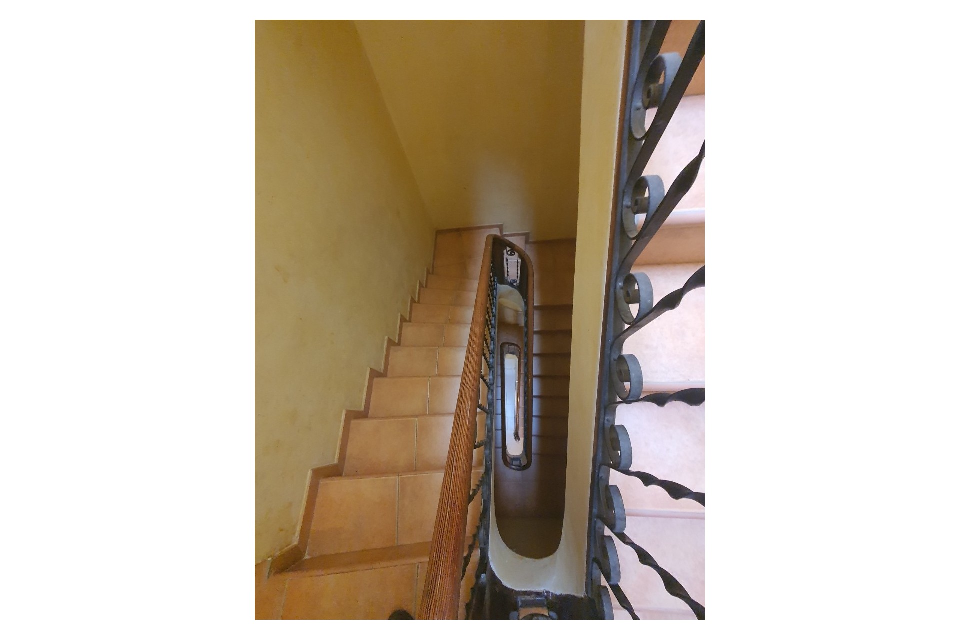 Revente - Commercial - Alicante - Casco antiguo