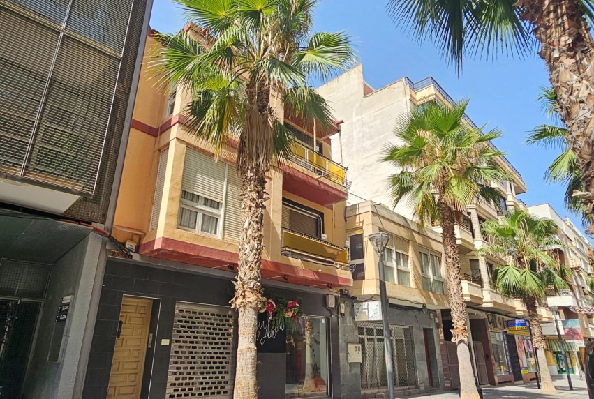 Revente - Commercial - Torrevieja - CLUB NAUTICO TORREVIEJA