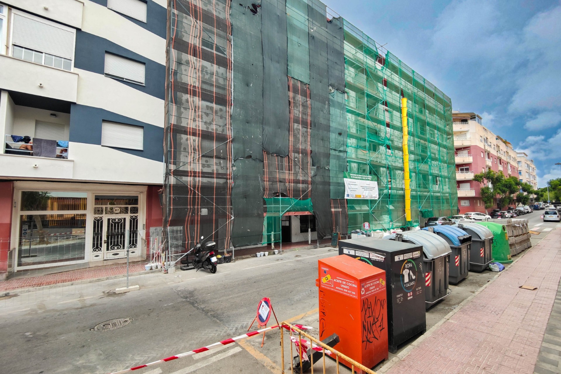 Revente - Commercial - Torrevieja - Playa Los Naufragos