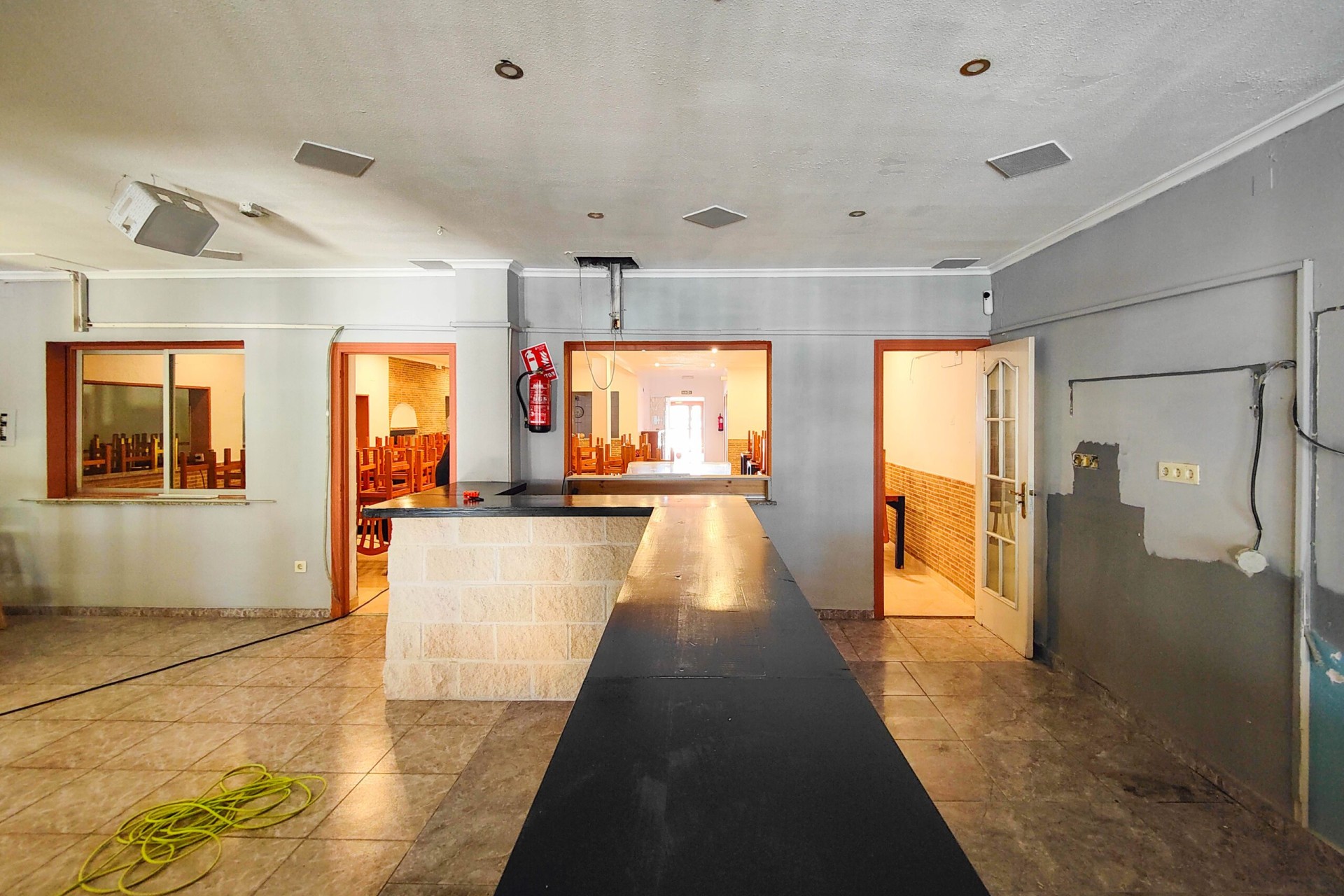 Revente - Commercial - Torrevieja - San Luis