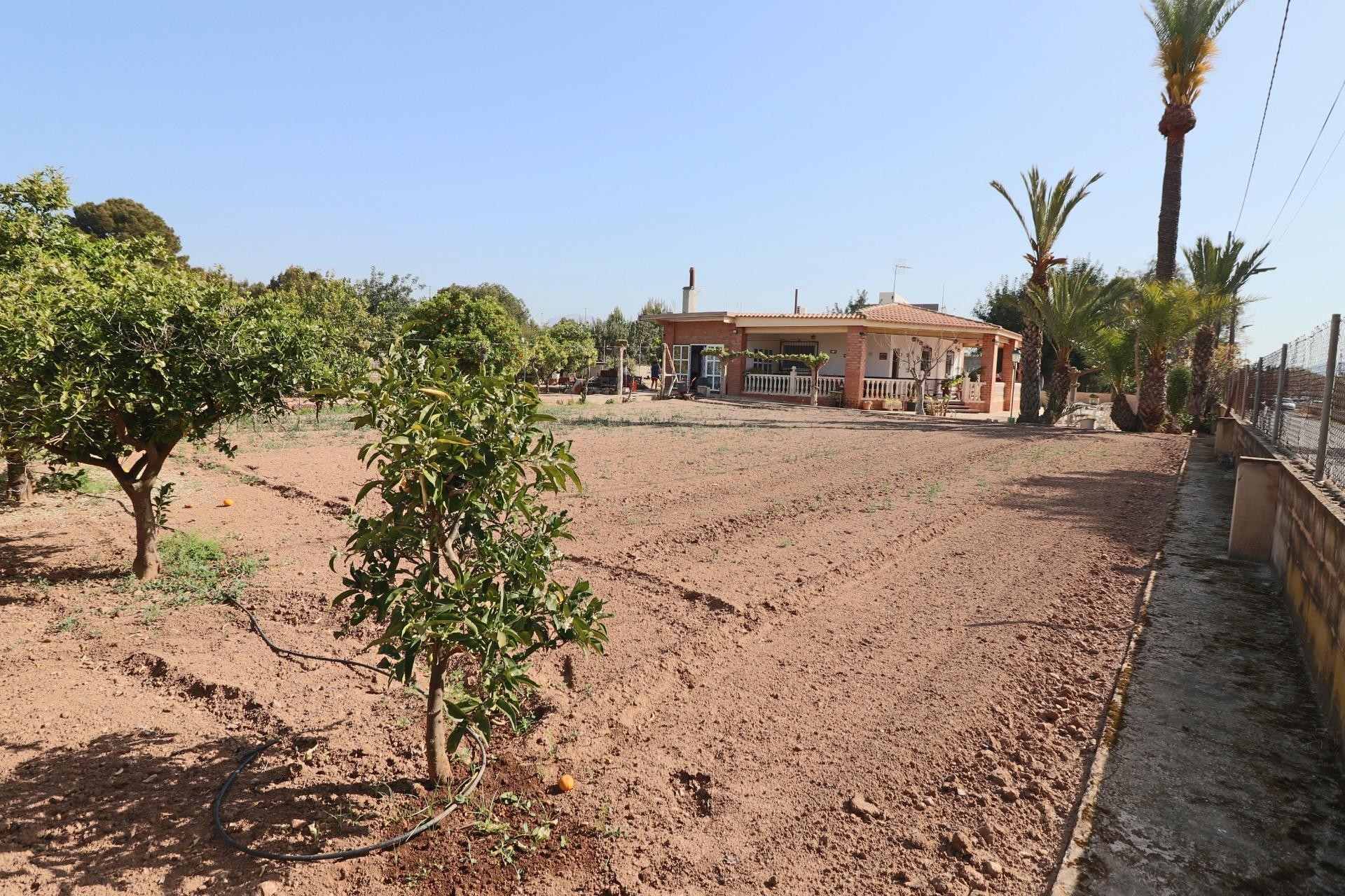 Revente - Villa - Benidorm - Juzgados