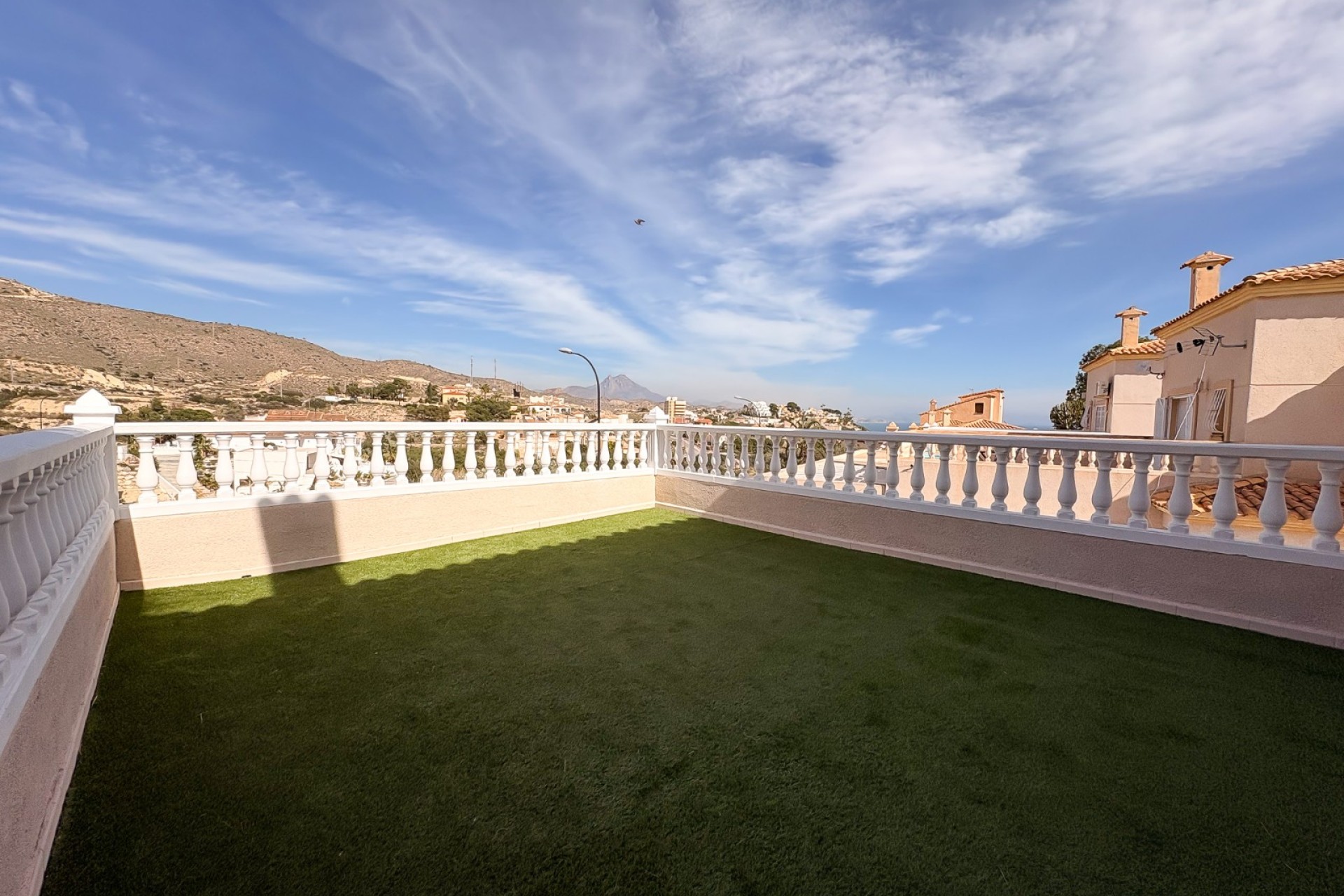 Revente - Villa - El Campello - Pueblo Acantilado - Venta Lanuza