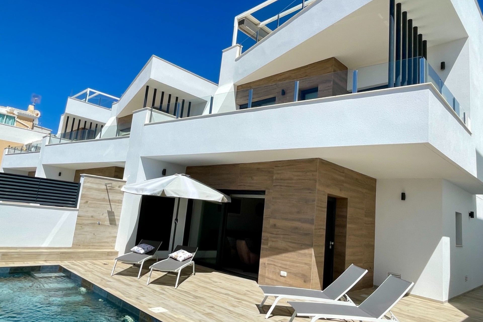 Revente - Villa - Guardamar del Segura - El Moncayo
