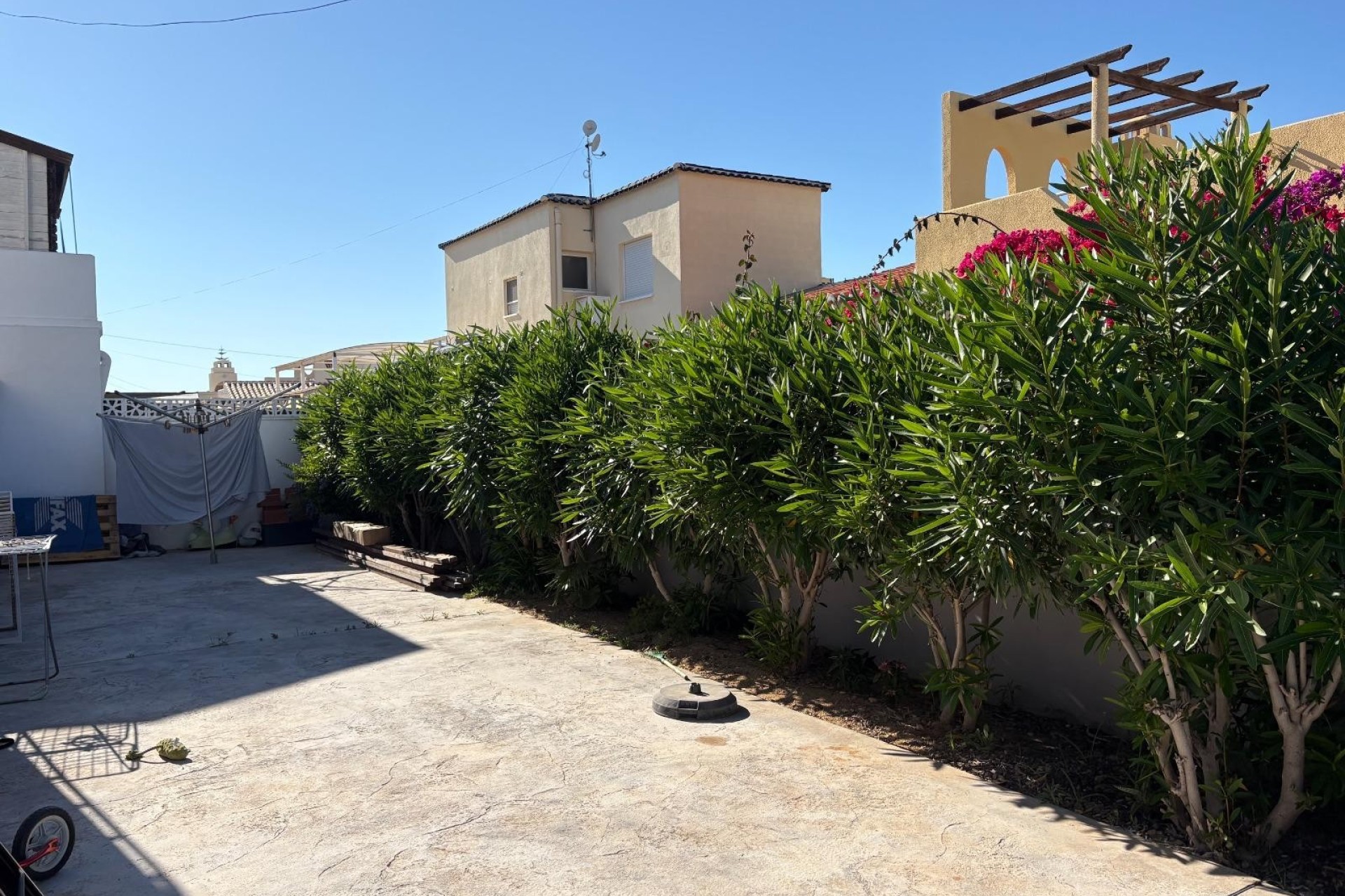 Revente - Villa / House - Torrevieja - La Siesta