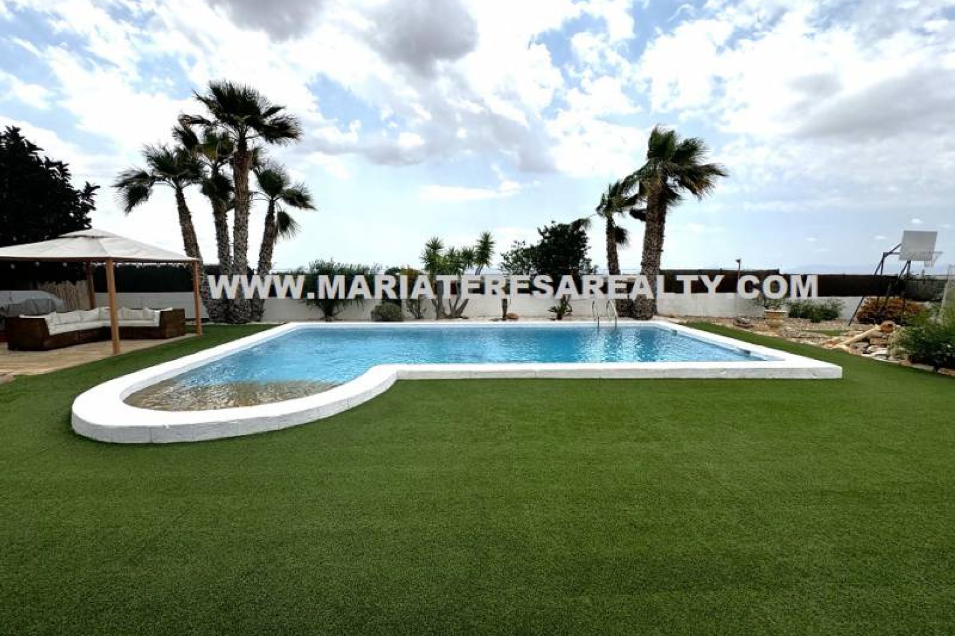 Revente - Villa - Lo Santiago - Gea y Trujols