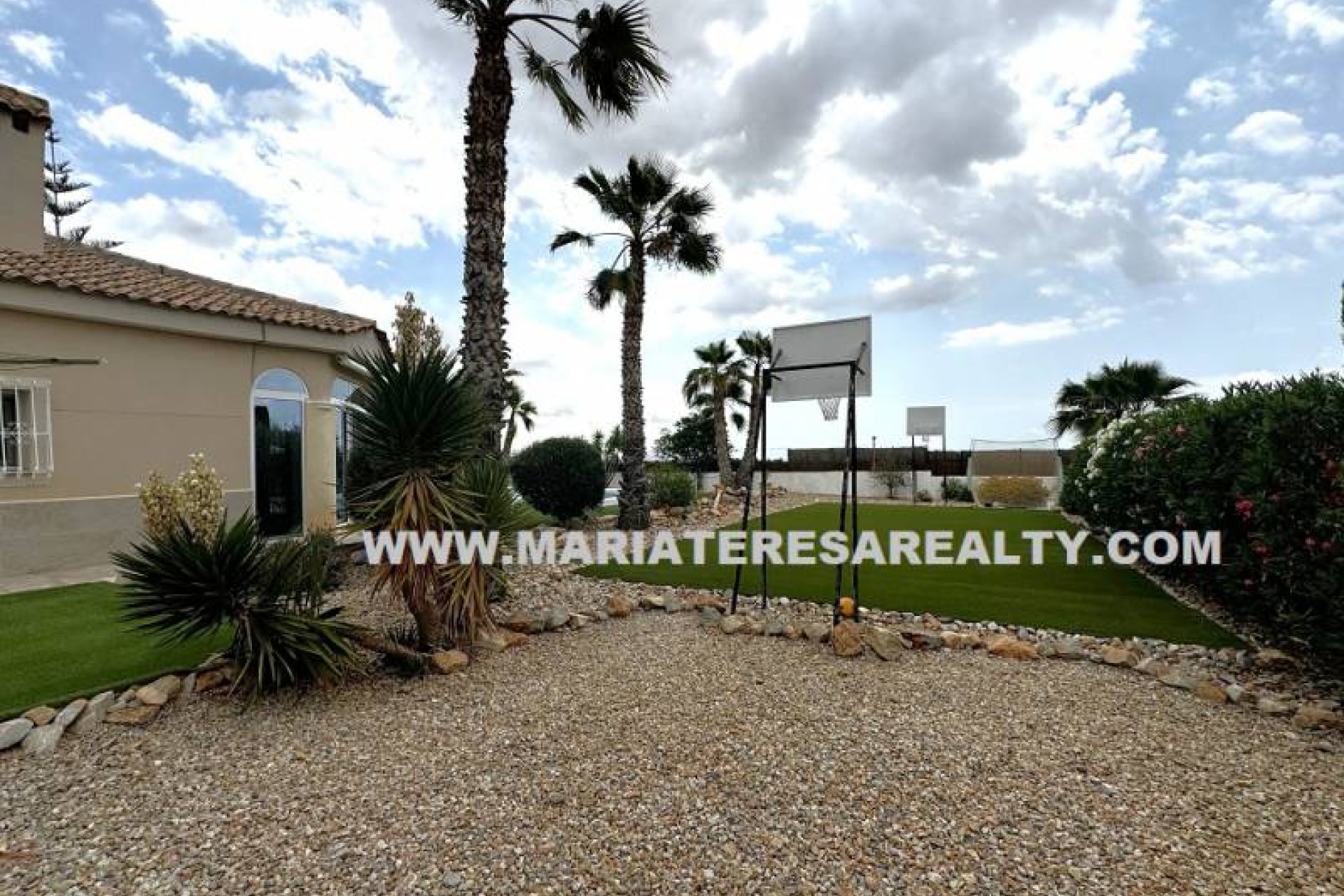 Revente - Villa - Lo Santiago - Gea y Trujols