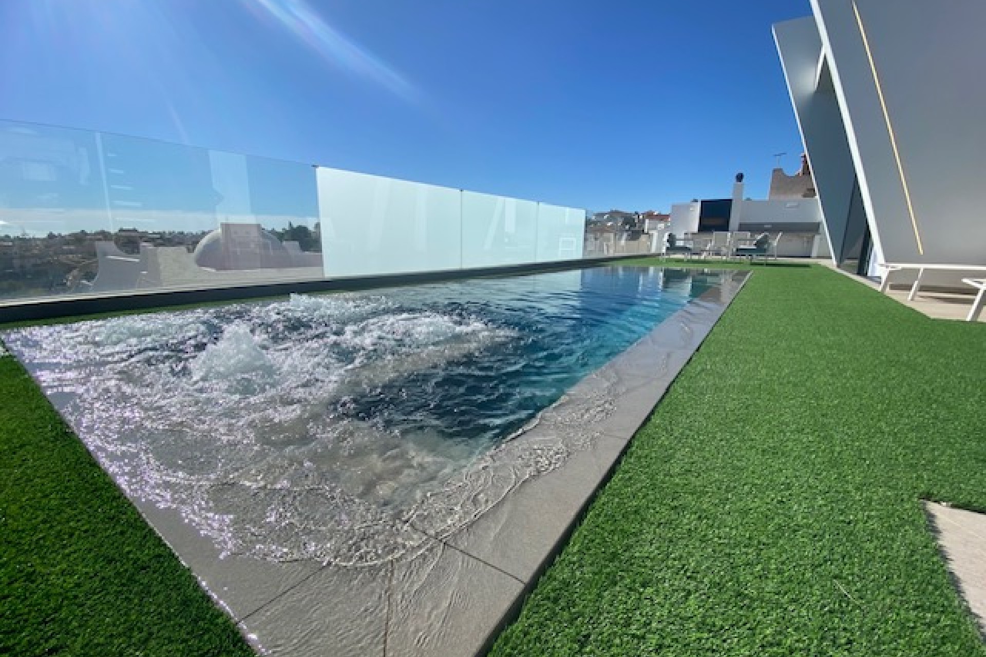 Revente - Villa - Los Balcones - Los Altos del Edén - Los Altos