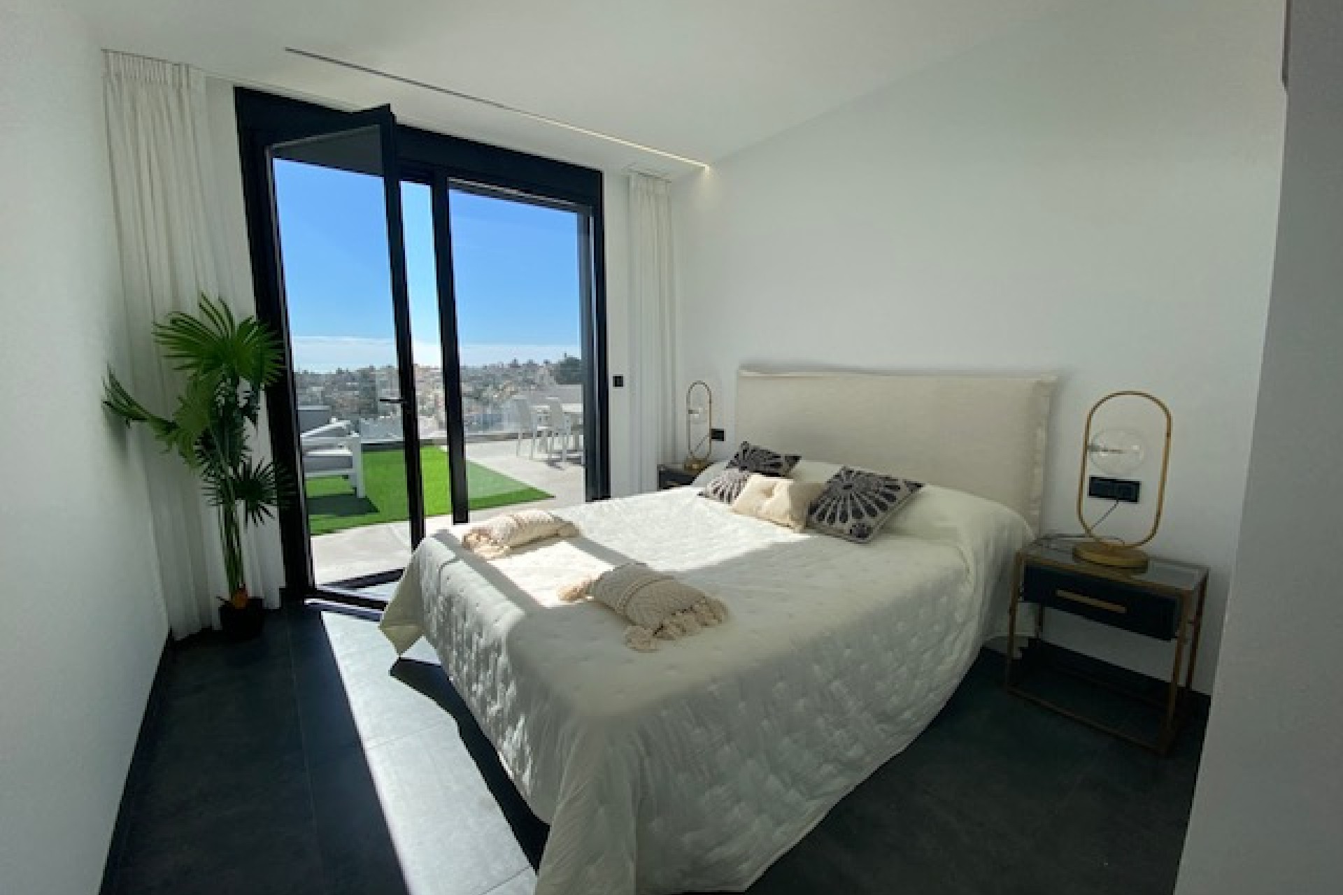 Revente - Villa - Los Balcones - Los Altos del Edén - Los Altos