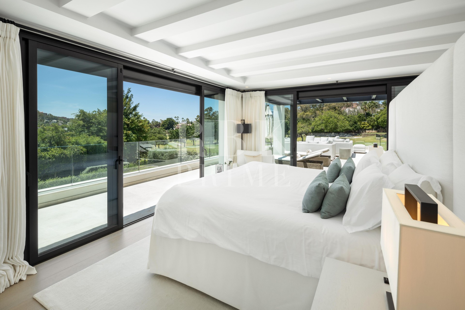 Revente - Villa - Malaga - Nueva Andalucía