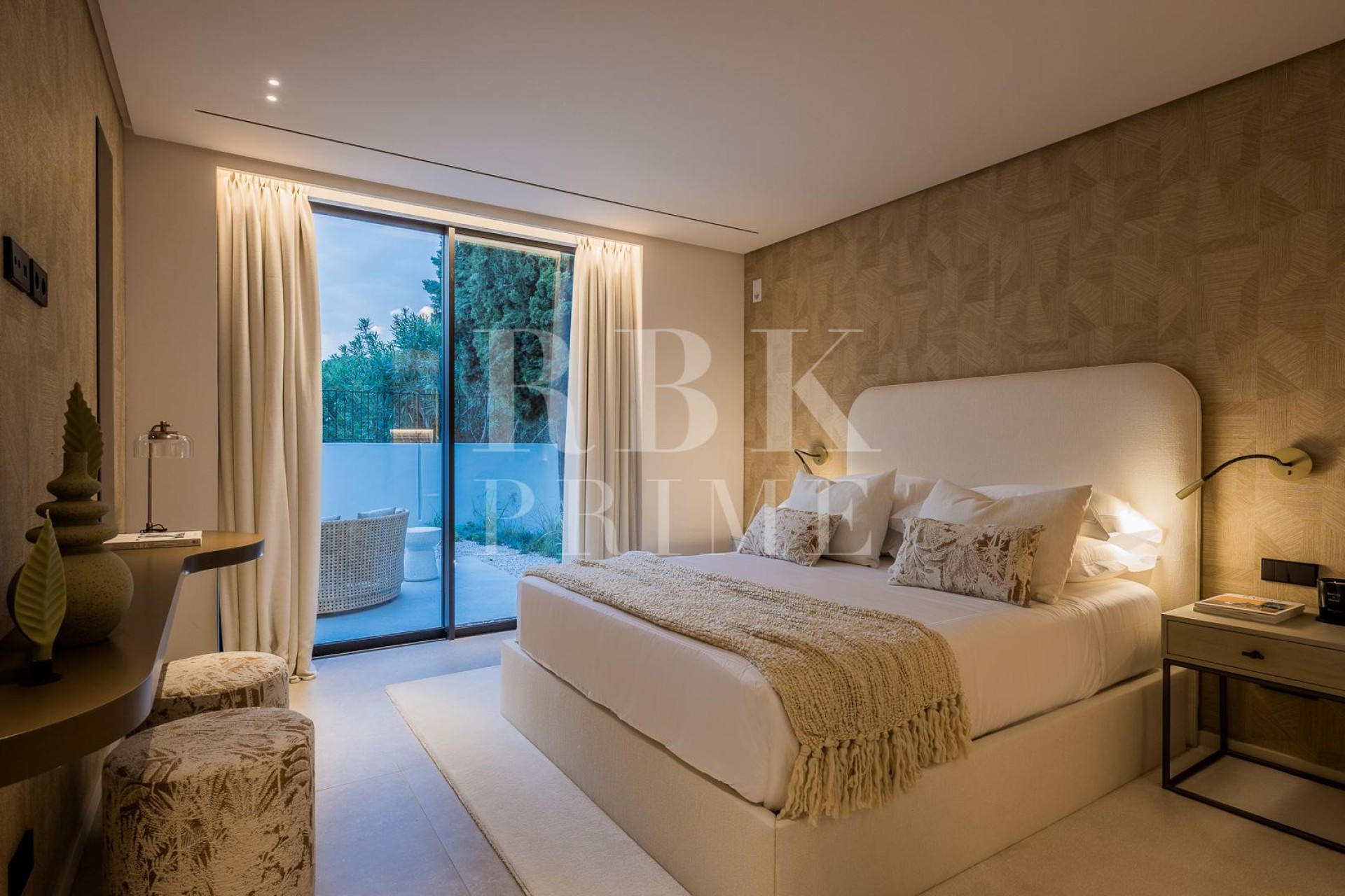 Revente - Villa - Malaga - Nueva Andalucía