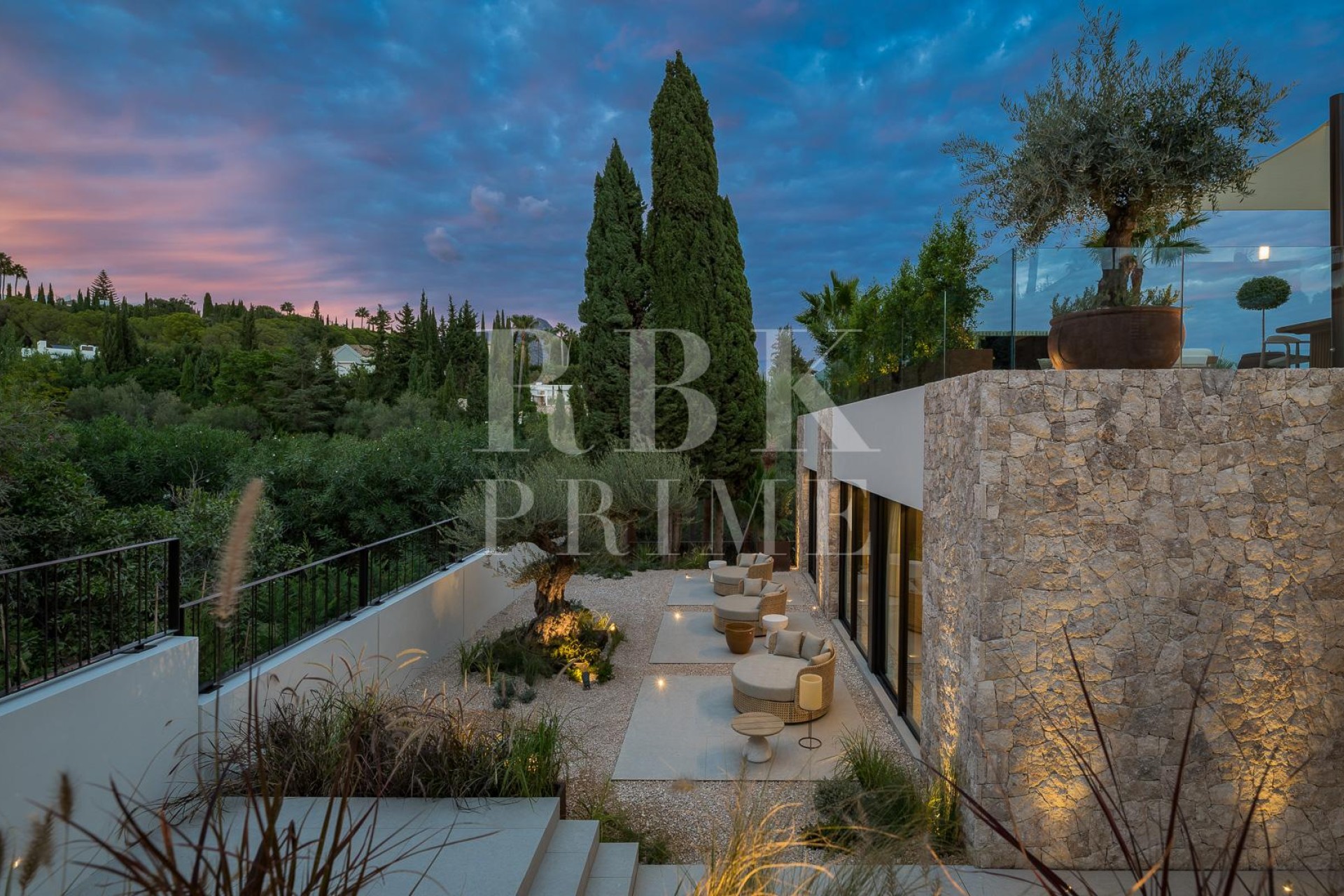 Revente - Villa - Malaga - Nueva Andalucía
