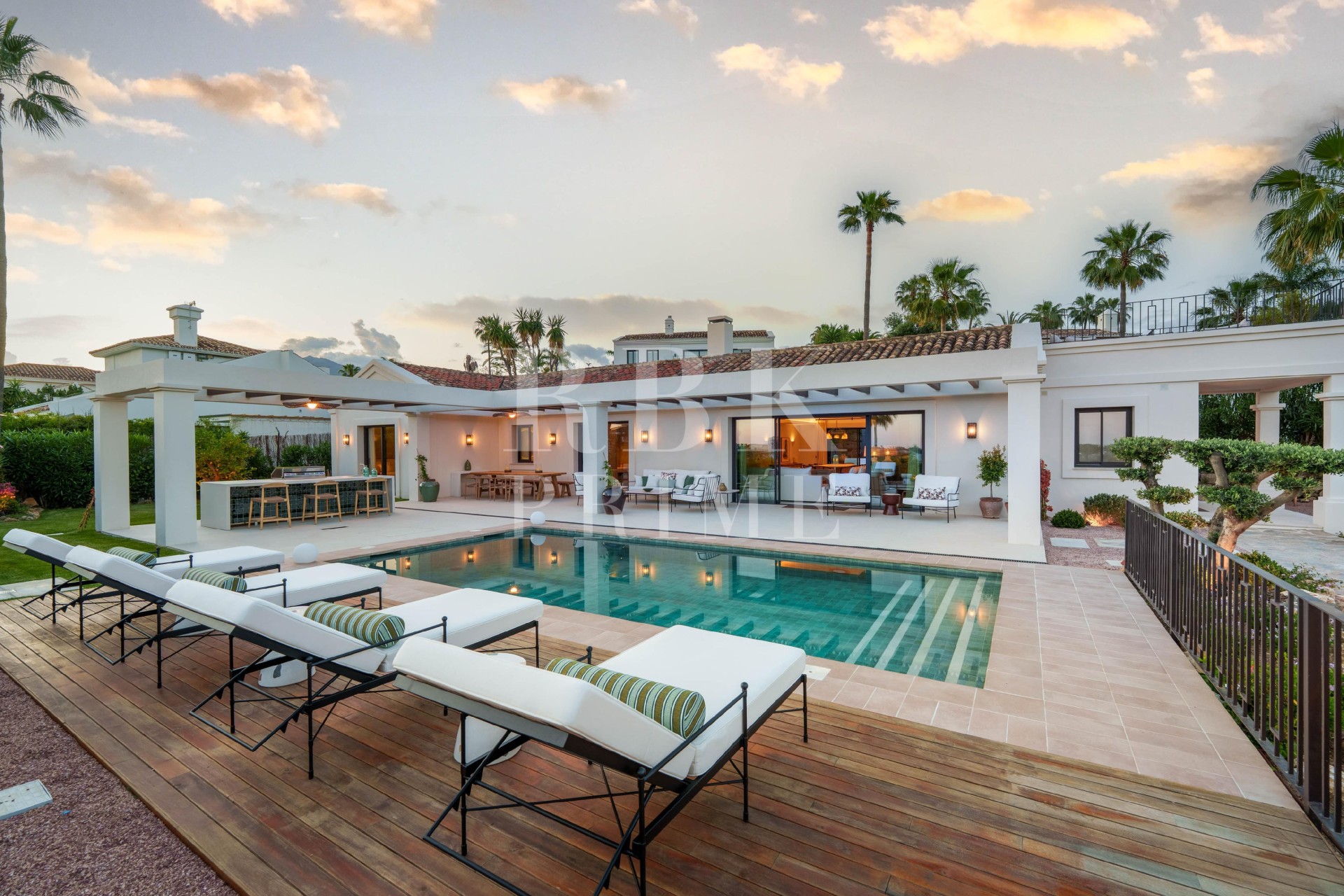 Revente - Villa - Malaga - Nueva Andalucía