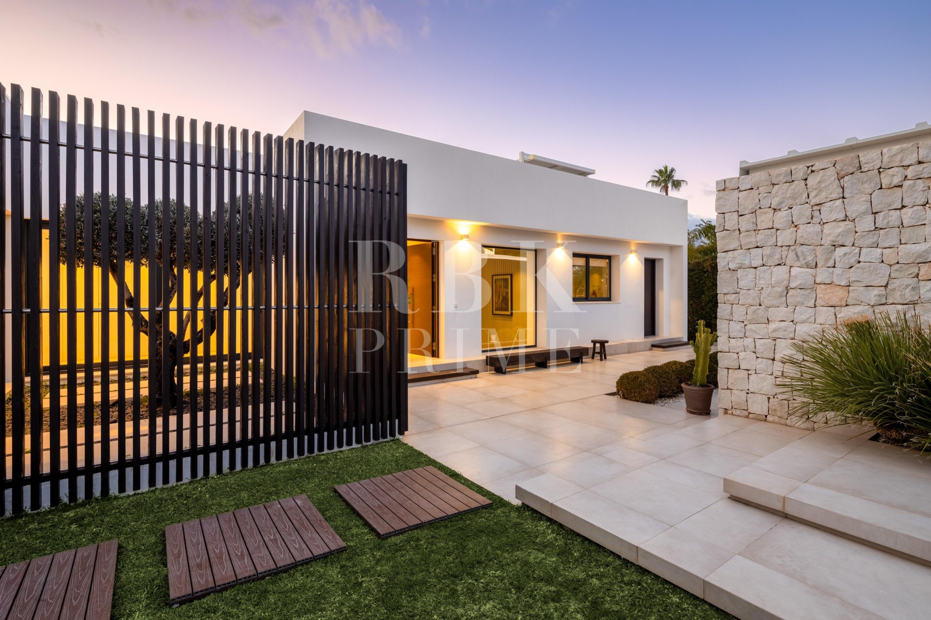 Revente - Villa - Malaga - Nueva Andalucía
