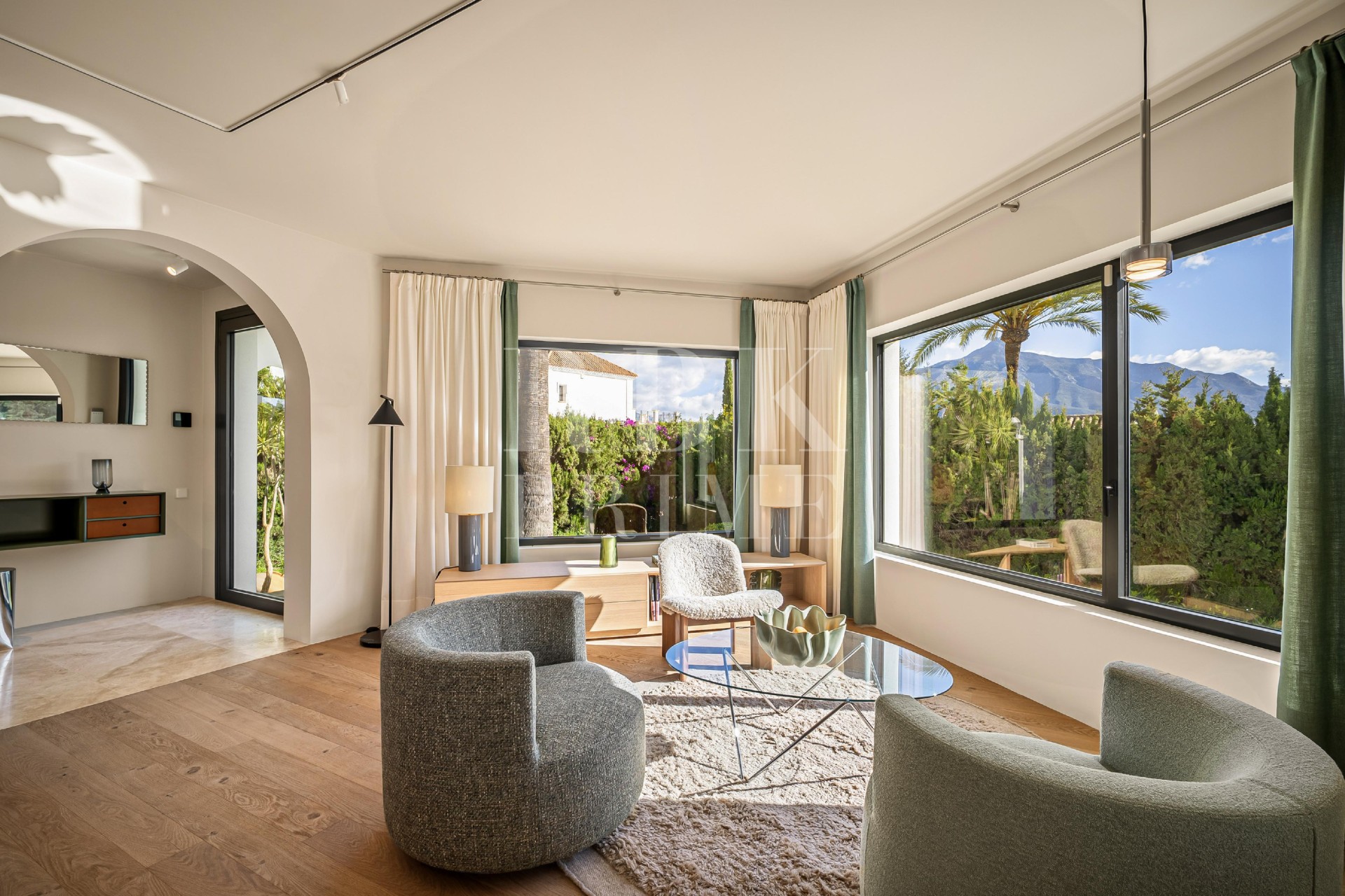 Revente - Villa - Malaga - Nueva Andalucía