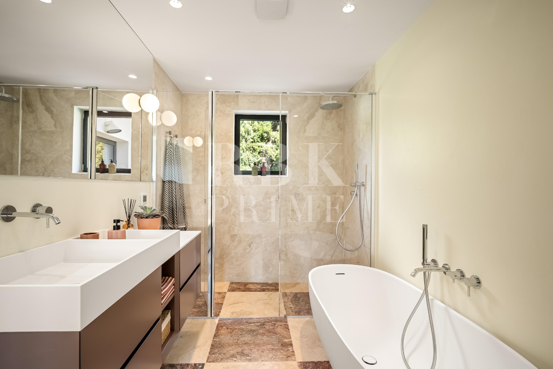 Revente - Villa - Malaga - Nueva Andalucía