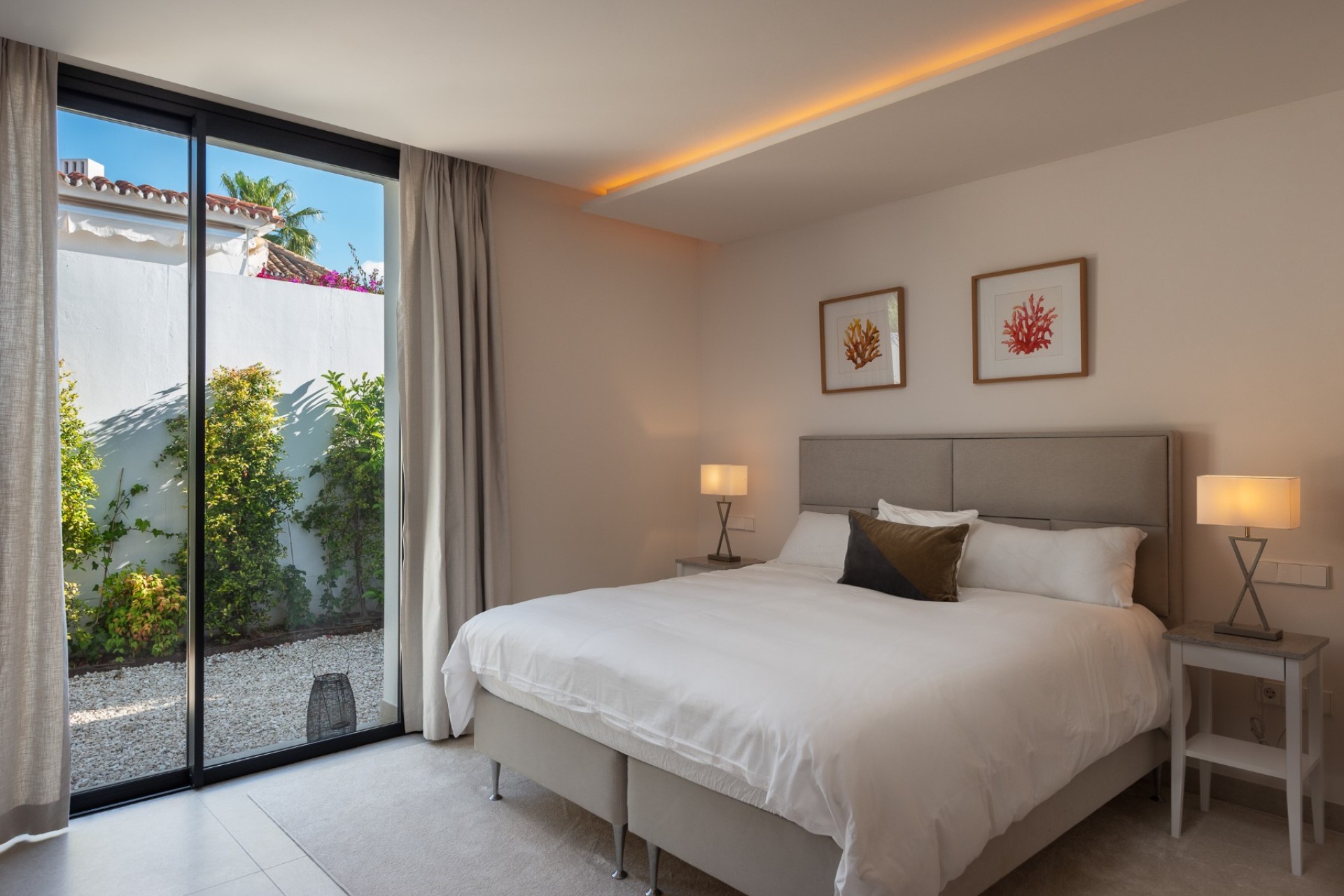 Revente - Villa - Marbella - Nueva Andalucía