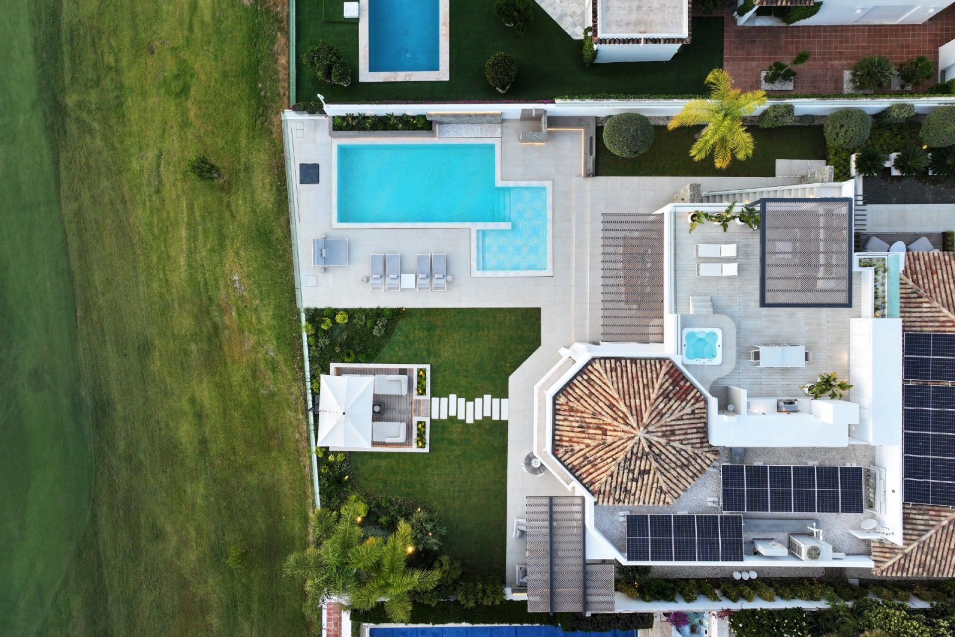 Revente - Villa - Marbella - Nueva Andalucía