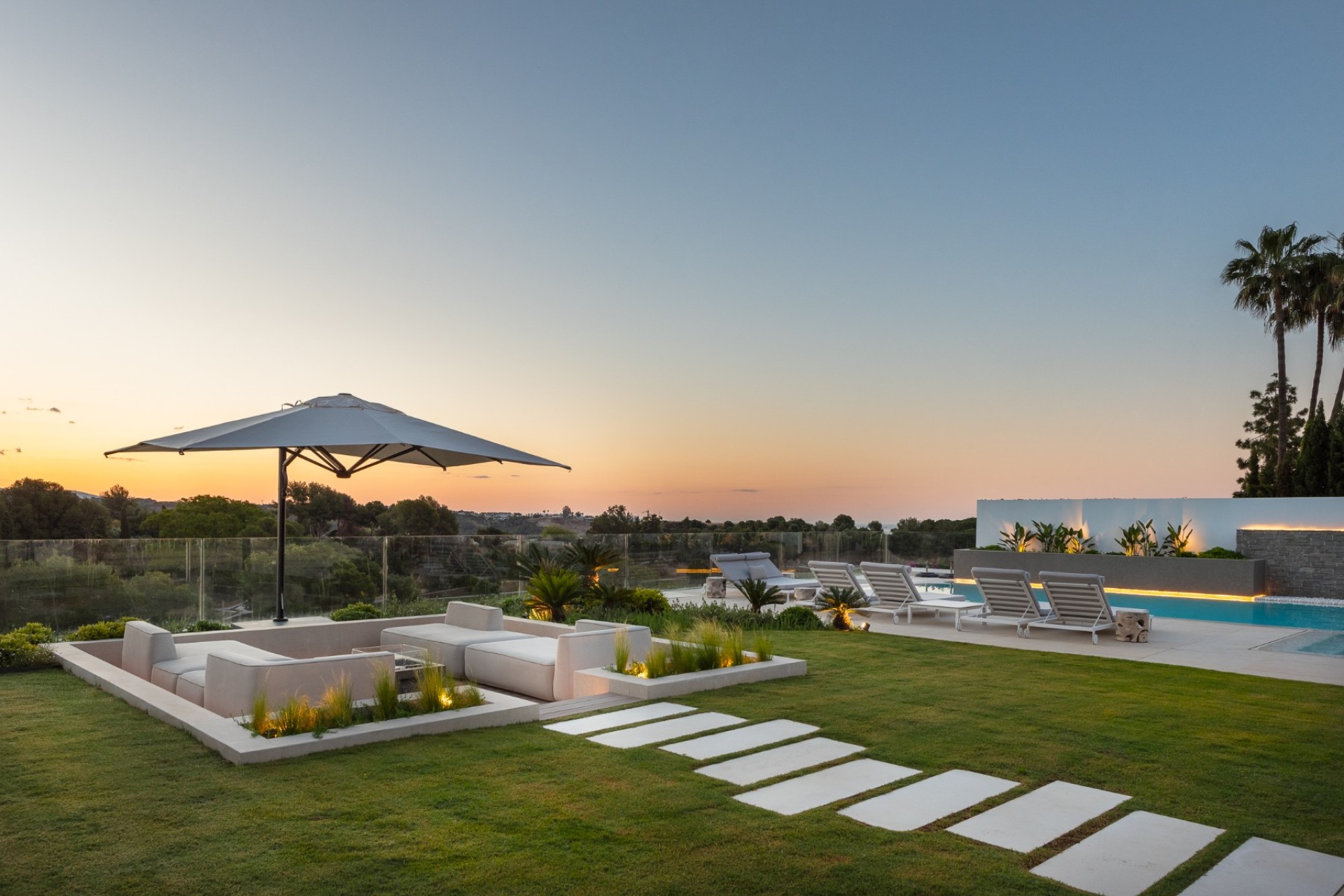 Revente - Villa - Marbella - Nueva Andalucía