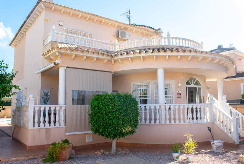 Revente - Villa - Orihuela Costa - La Zenia