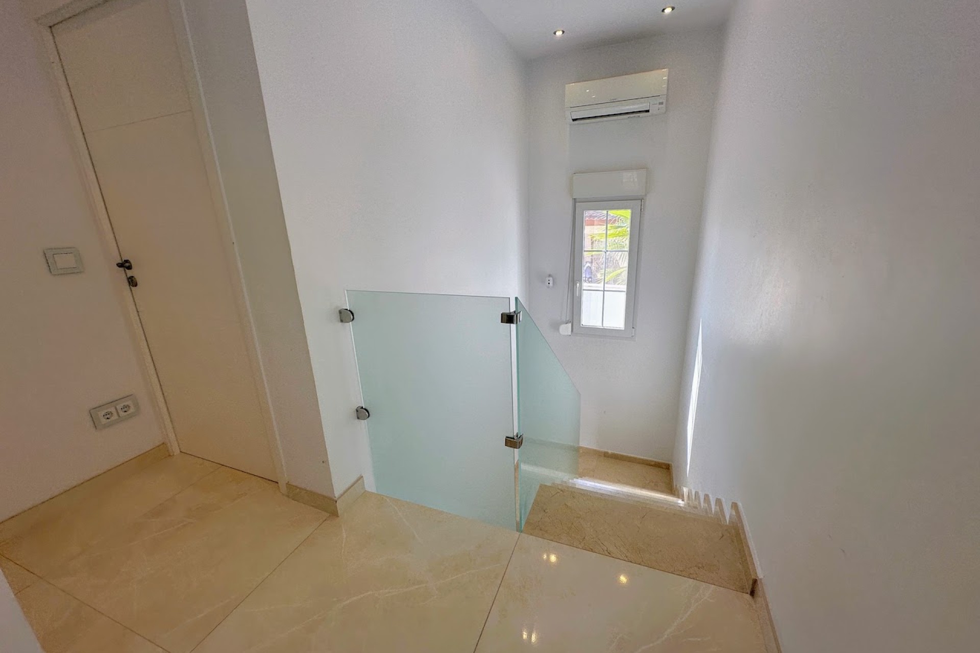 Revente - Villa - Orihuela Costa - La Zenia