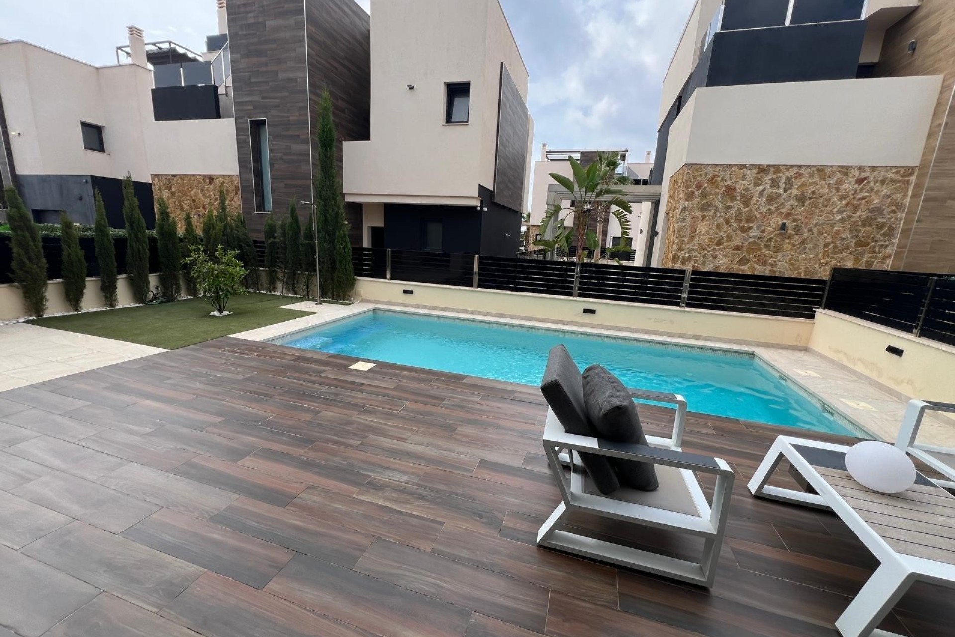 Revente - Villa - Orihuela Costa - Lomas De Cabo Roig