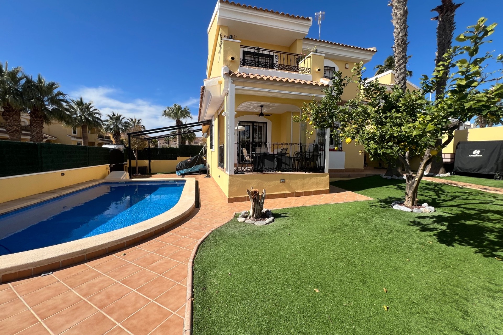 Revente - Villa - Orihuela Costa - Los Dolses