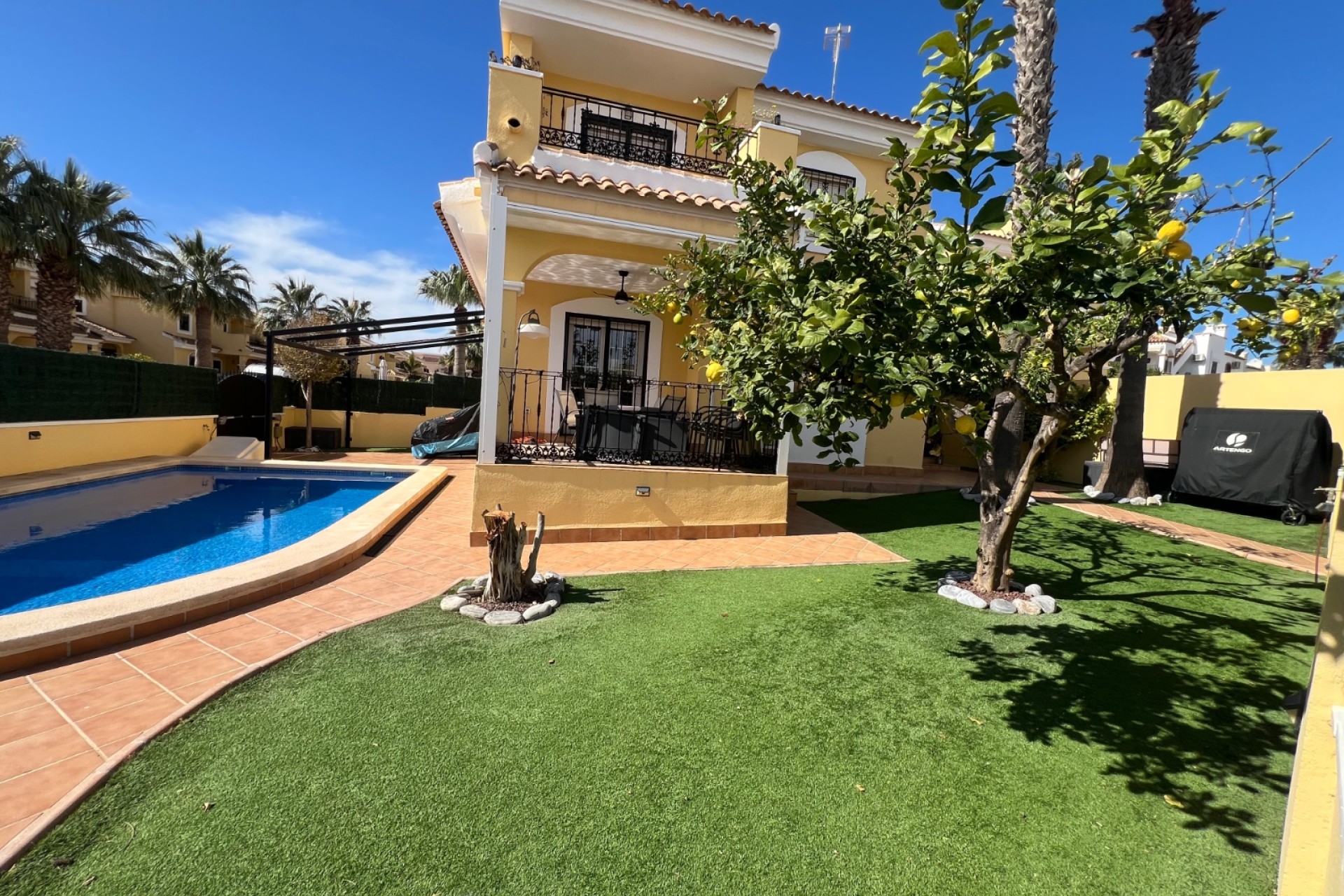 Revente - Villa - Orihuela Costa - Los Dolses