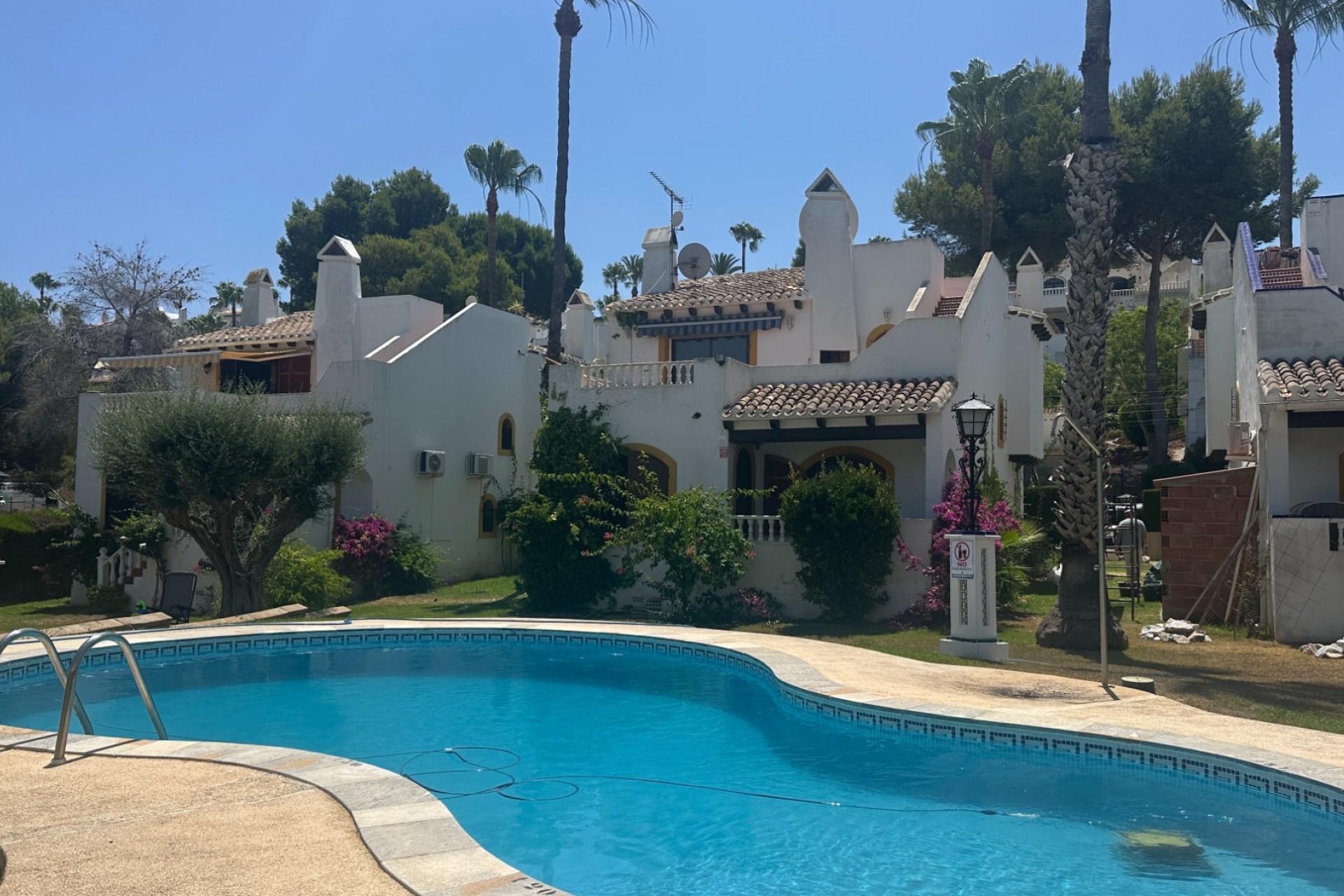 Revente - Villa - Orihuela Costa - Los Dolses