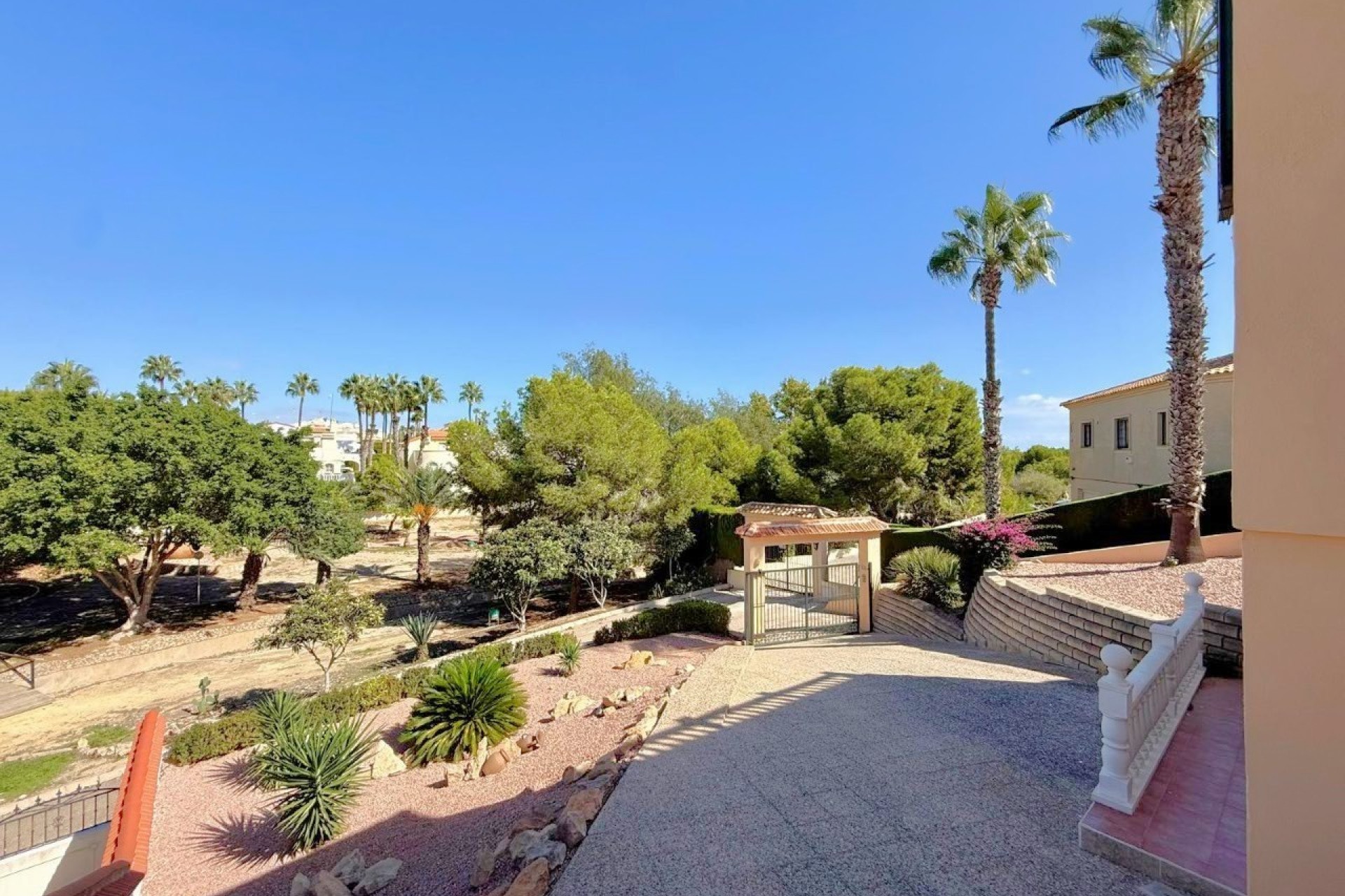 Revente - Villa - Orihuela Costa - Los Dolses
