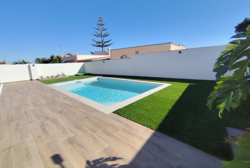 Revente - Villa - Orihuela - Los Balcones