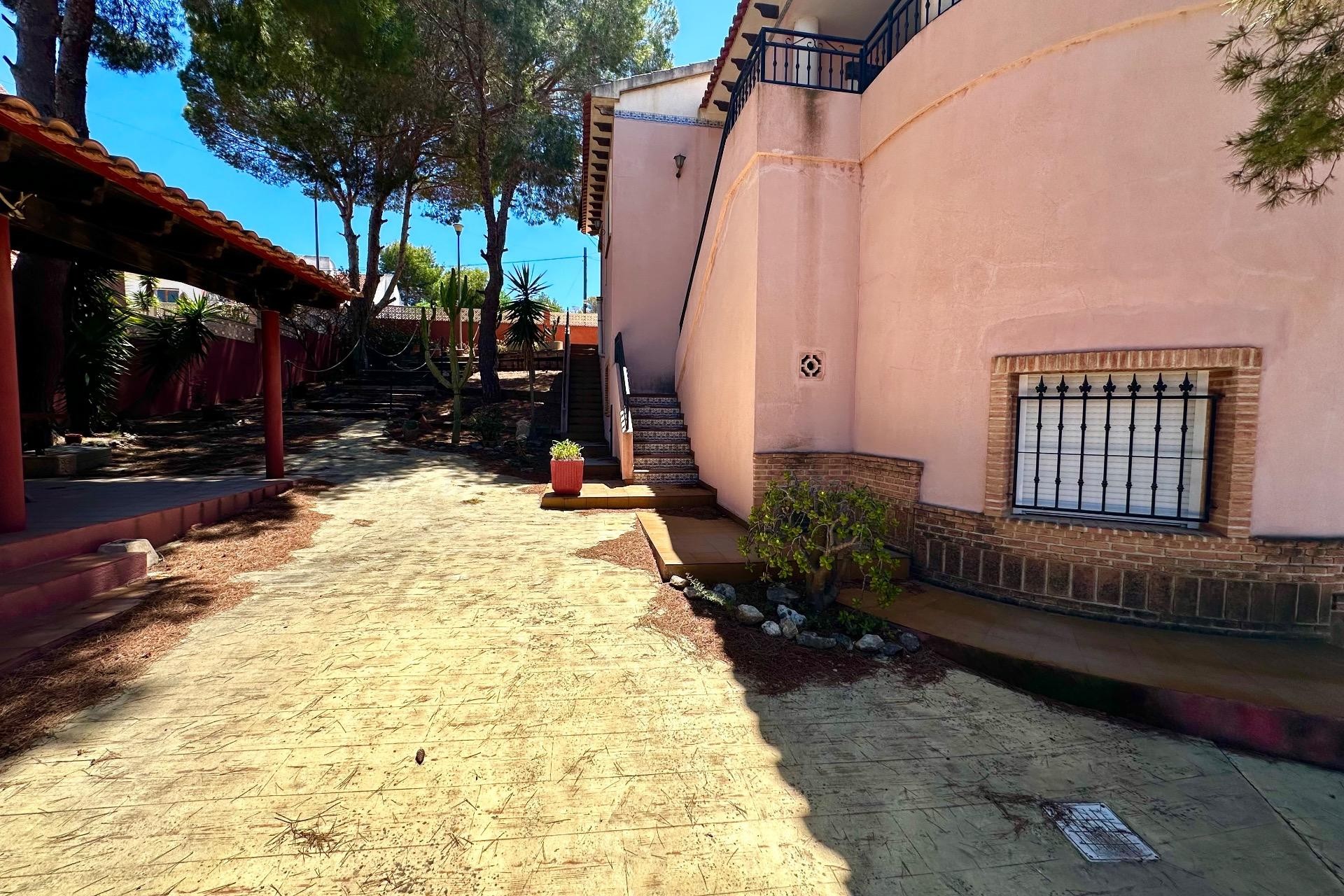 Revente - Villa - San Miguel de Salinas - Ciudad de las comunicaciones