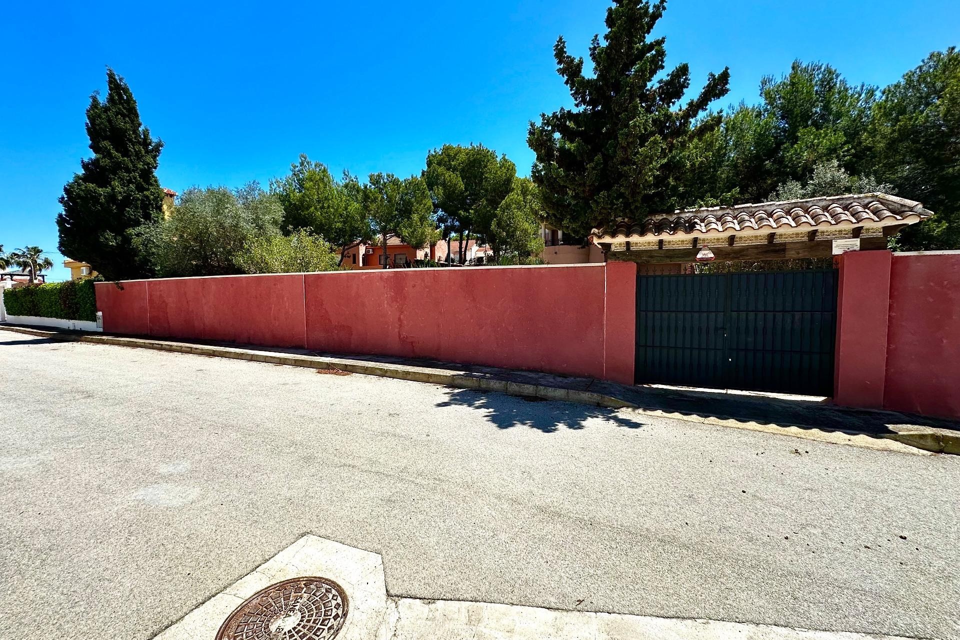 Revente - Villa - San Miguel de Salinas - Ciudad de las comunicaciones