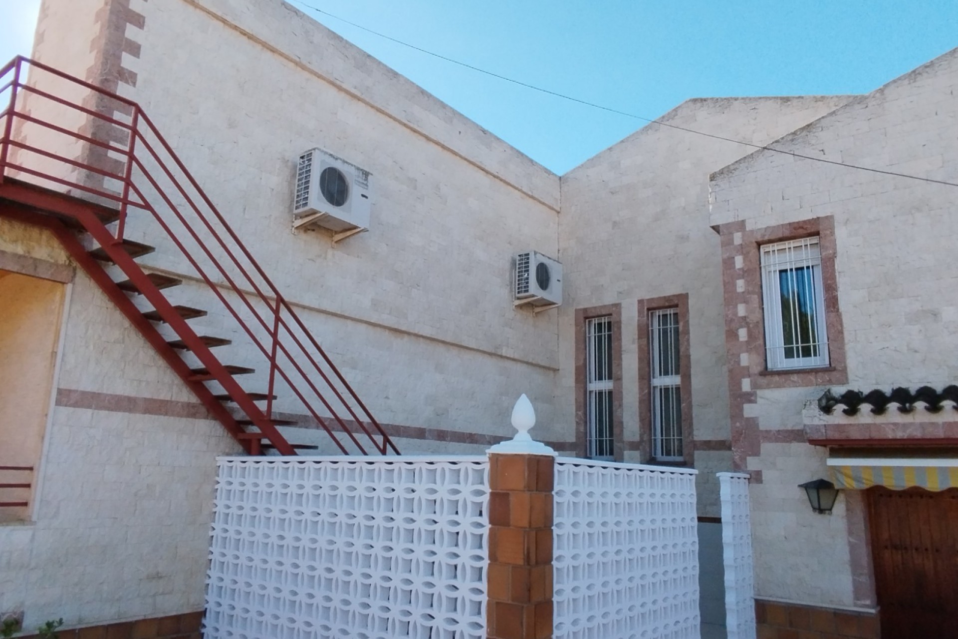 Revente - Villa - Sax