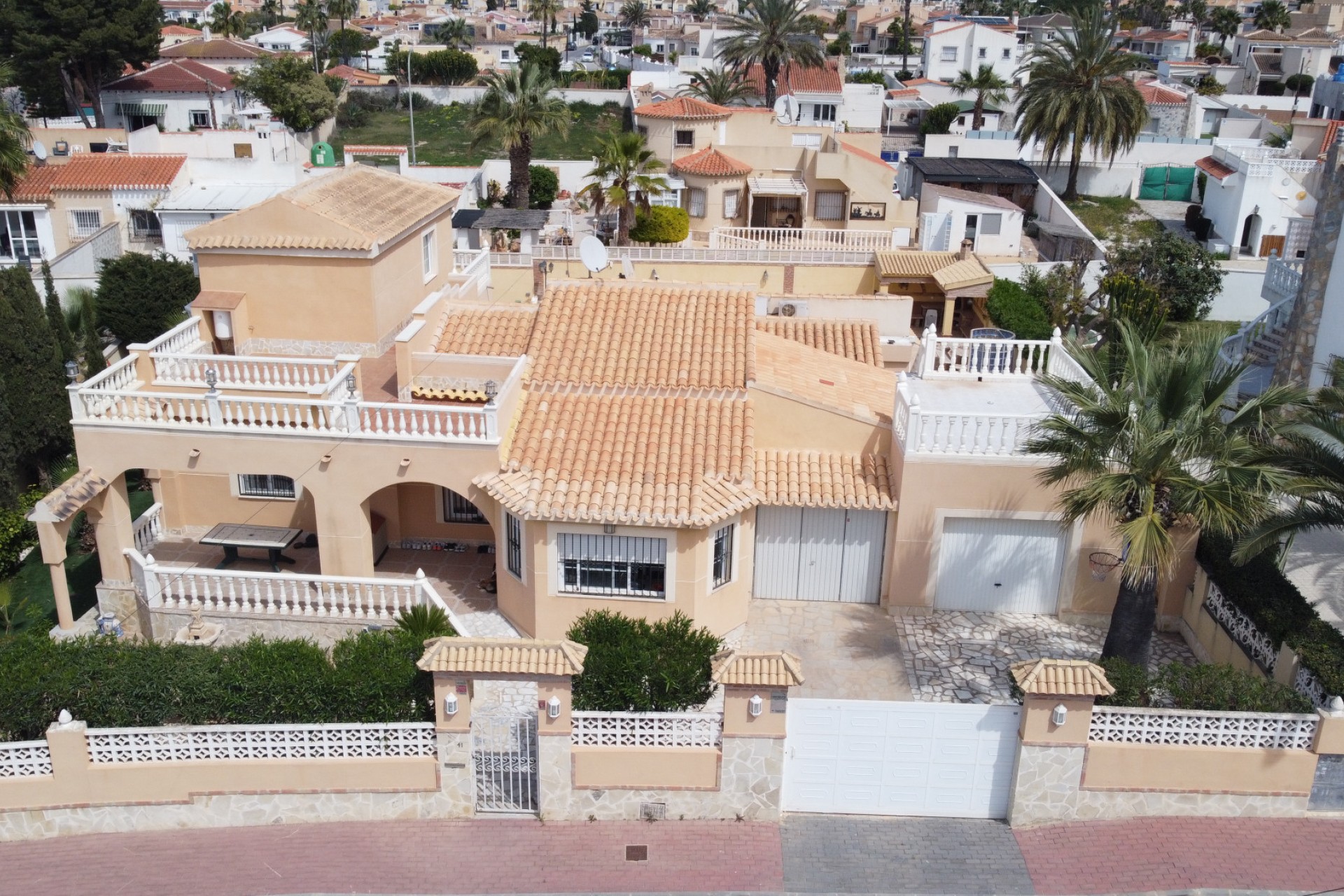 Revente - Villa - Torrevieja - El Chaparral