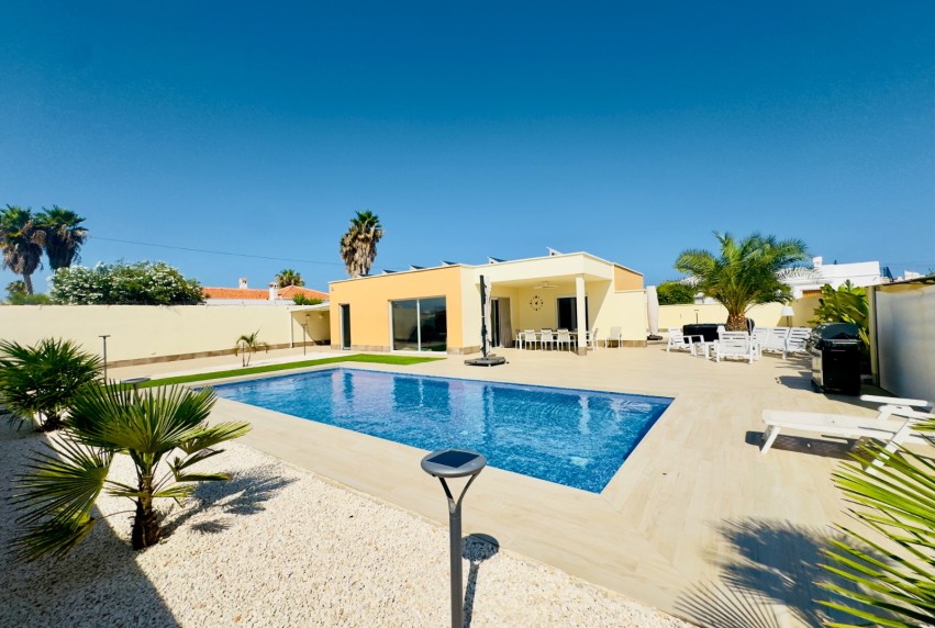 Revente - Villa - Torrevieja - La Siesta