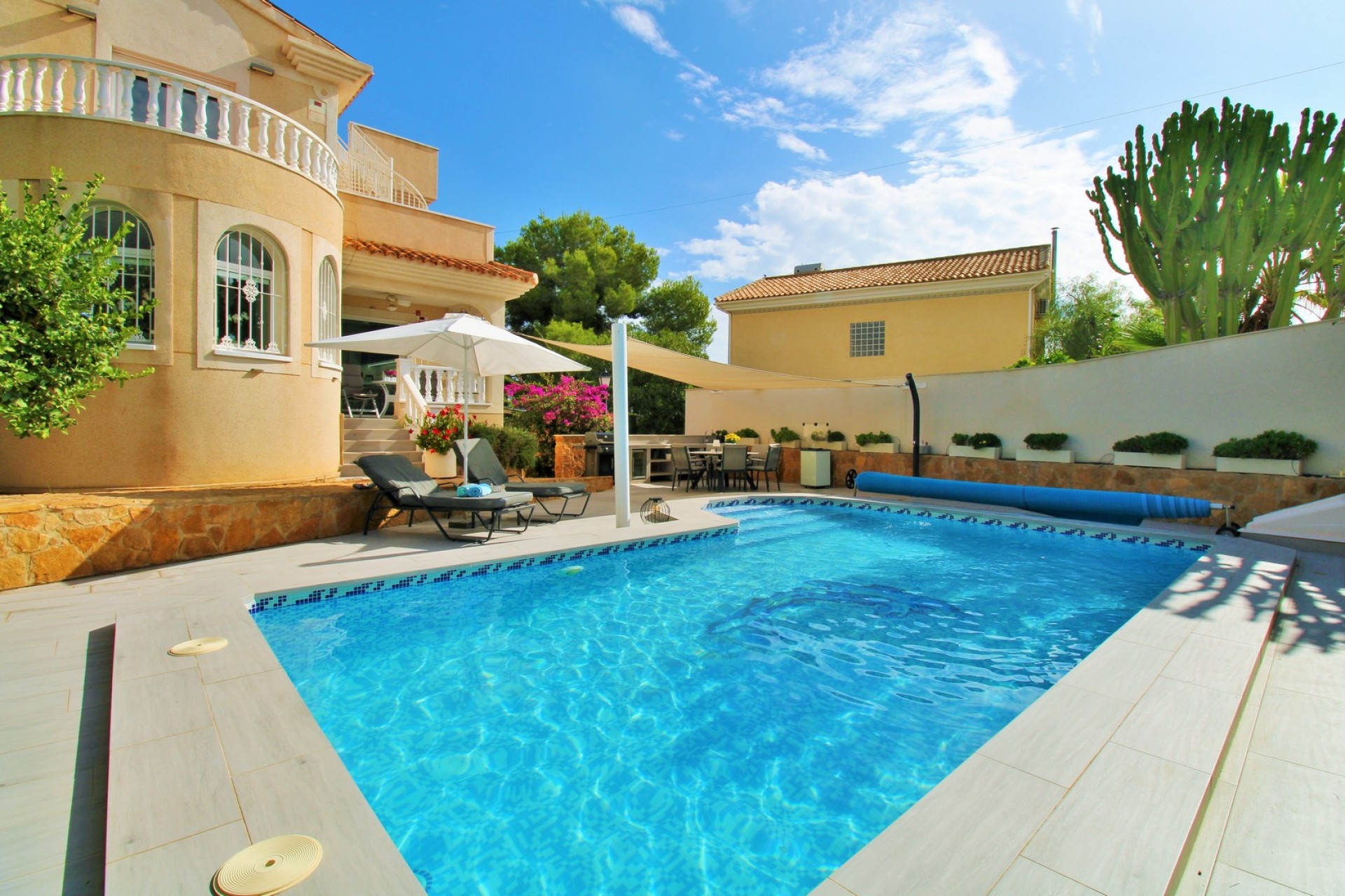 Revente - Villa - Villamartín