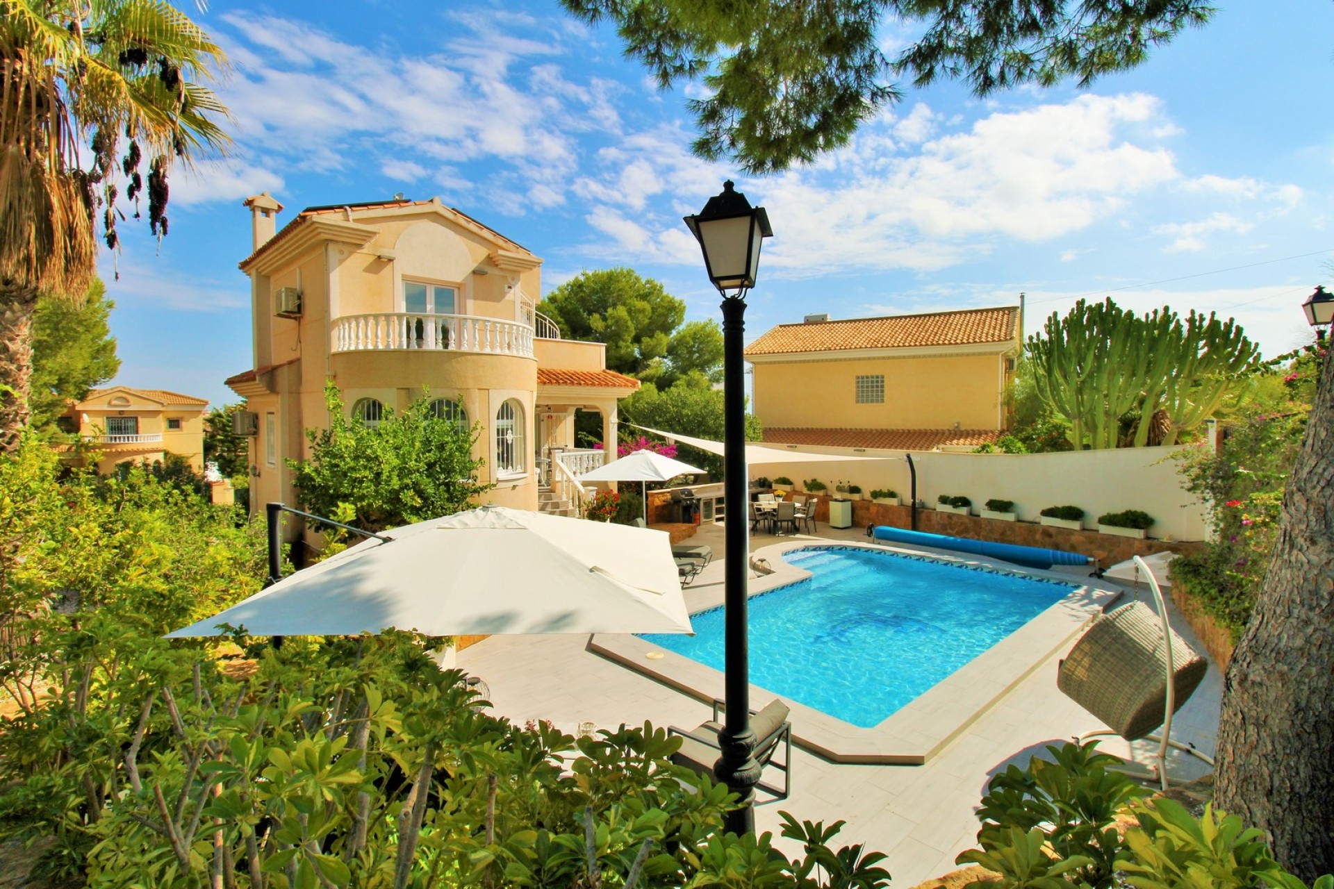 Revente - Villa - Villamartín