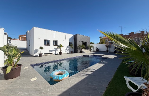 Villa (detached) - Revente - Alicante - Alicante