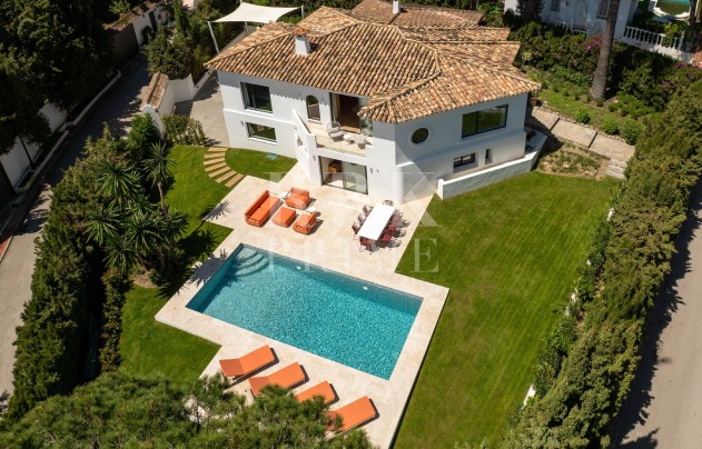 Villa - Herverkoop - Malaga - Nueva Andalucía
