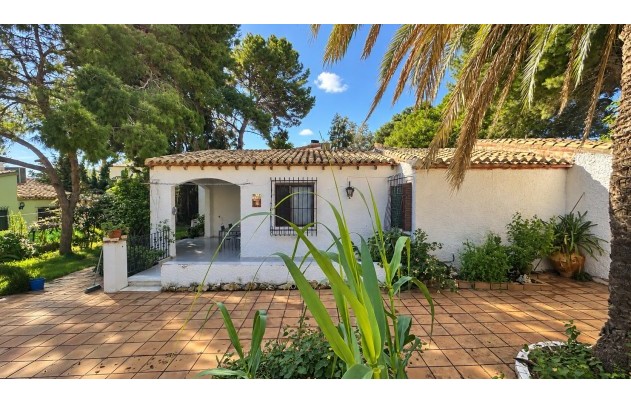 Villa - Herverkoop - Orihuela Costa - Punta Prima