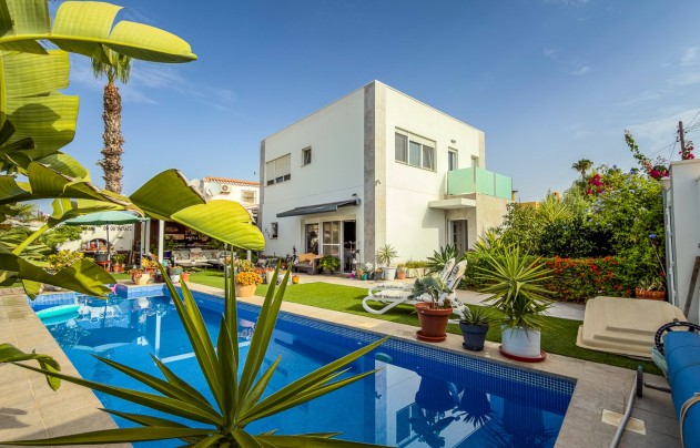 Villa - Herverkoop - Torrevieja - Torreta - Florida