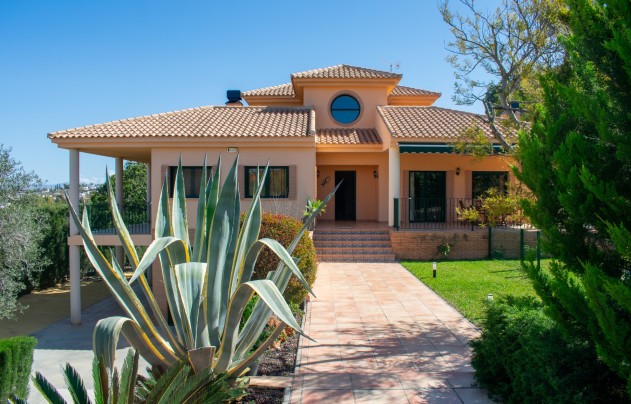 Villa - Resale - Alcayna - Alcayna
