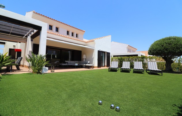 Villa - Resale - Algorfa - La Finca Golf Resort