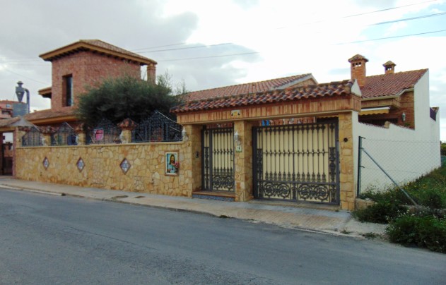 Villa - Resale - Bigastro - Bigastro