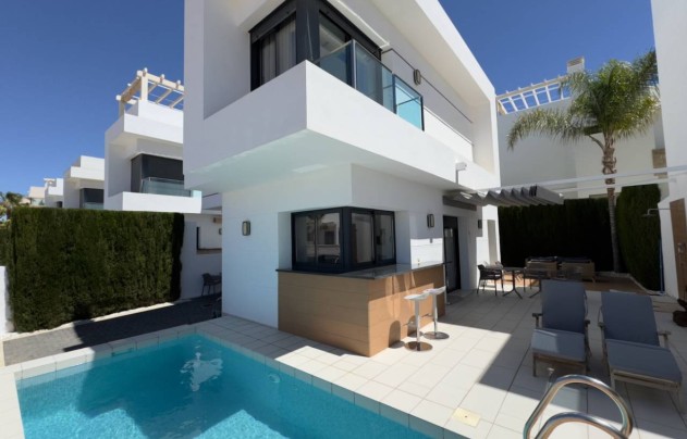 Villa - Resale - Ciudad Quesada - Doña Pepa