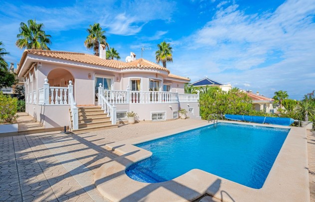 Villa - Resale - Ciudad Quesada - Pueblo Lucero
