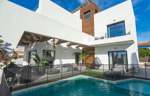 Villa - Resale - Ciudad Quesada - town