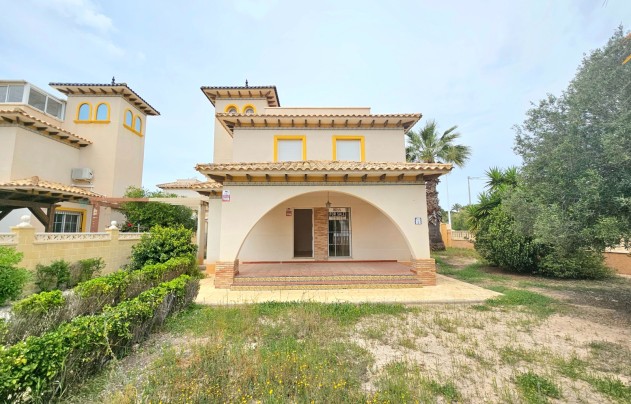 Villa - Resale - Elche - La Marina