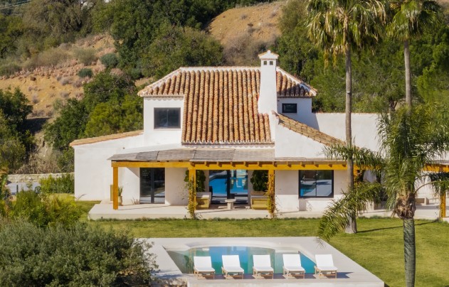 Villa - Resale - Estepona - Estepona