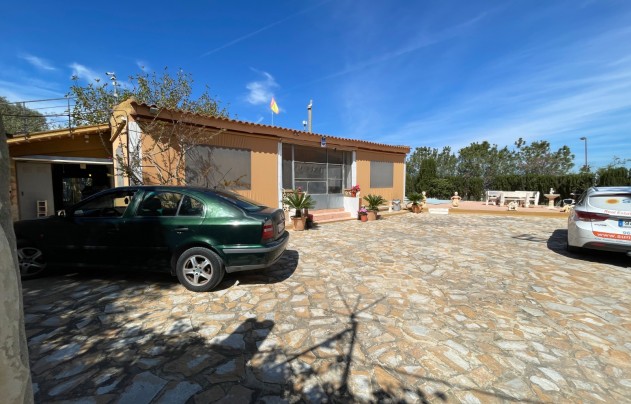 Villa - Resale - Guardamar del Segura - MM-38457